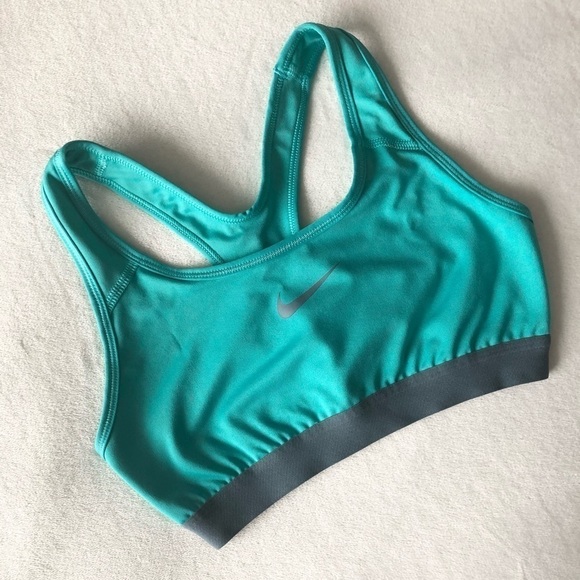 Nwot Nike sports bra - Picture 6 of 6